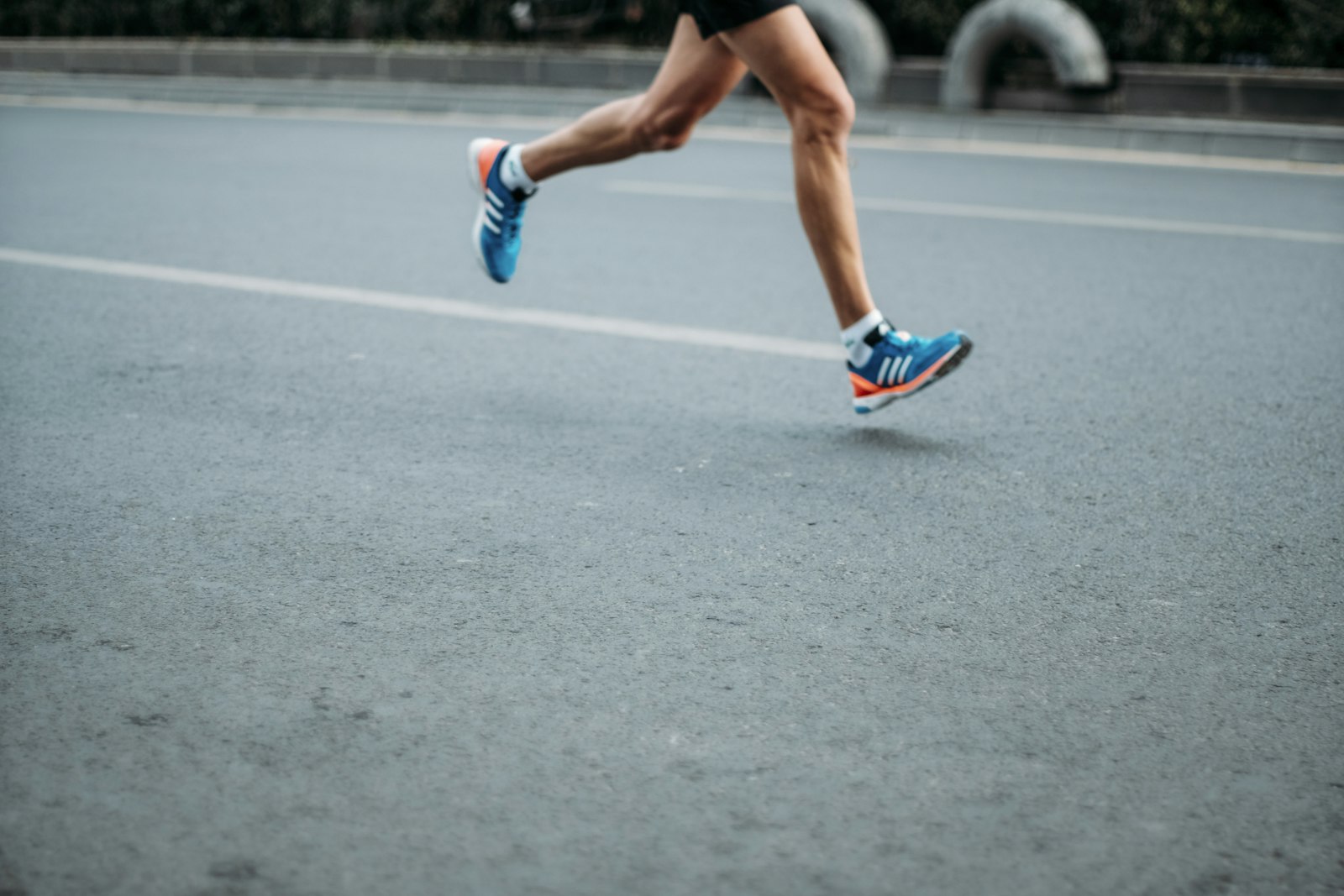 Running Shoes: How to Choose and When to Replace Them